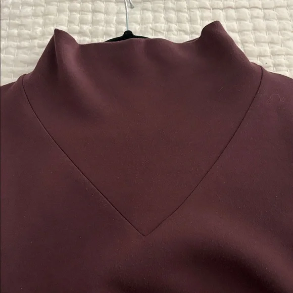 Varley Deep Burgundy /maroon High Neck Top - Picture 3 of 13